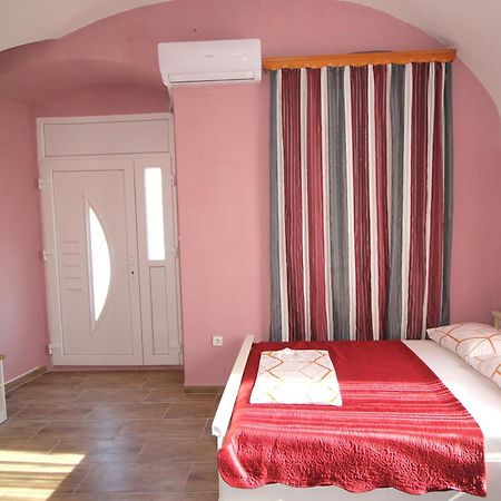 Studio Apartman Maro Senj  Exterior foto
